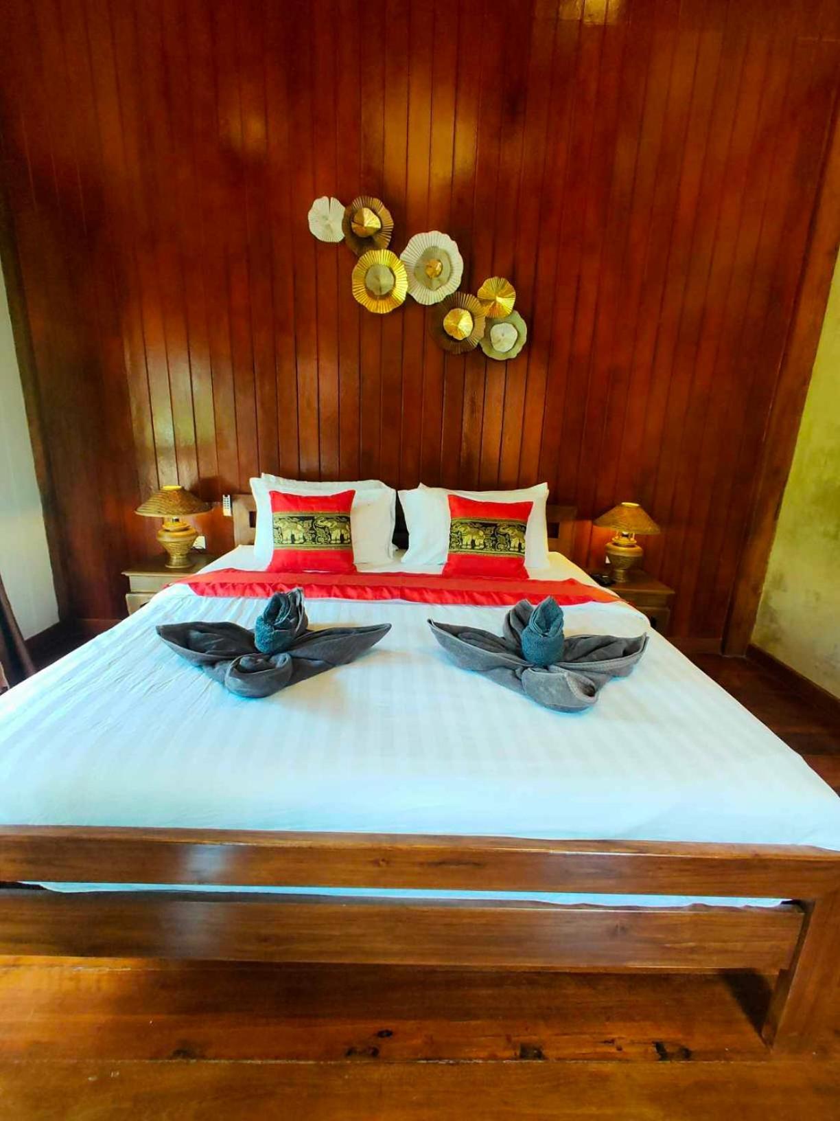 Little Rock Kohjum Hotell Koh Jum Eksteriør bilde
