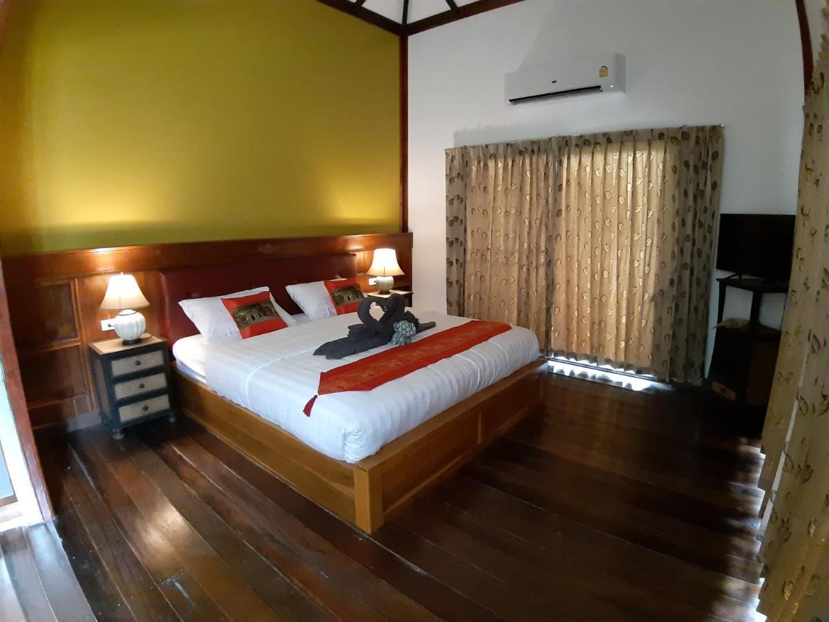 Little Rock Kohjum Hotell Koh Jum Eksteriør bilde